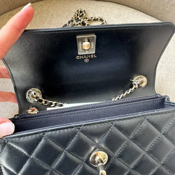 New in Box Chanel Black Mini Flap Handbag with Chain - Picture 10 of 11